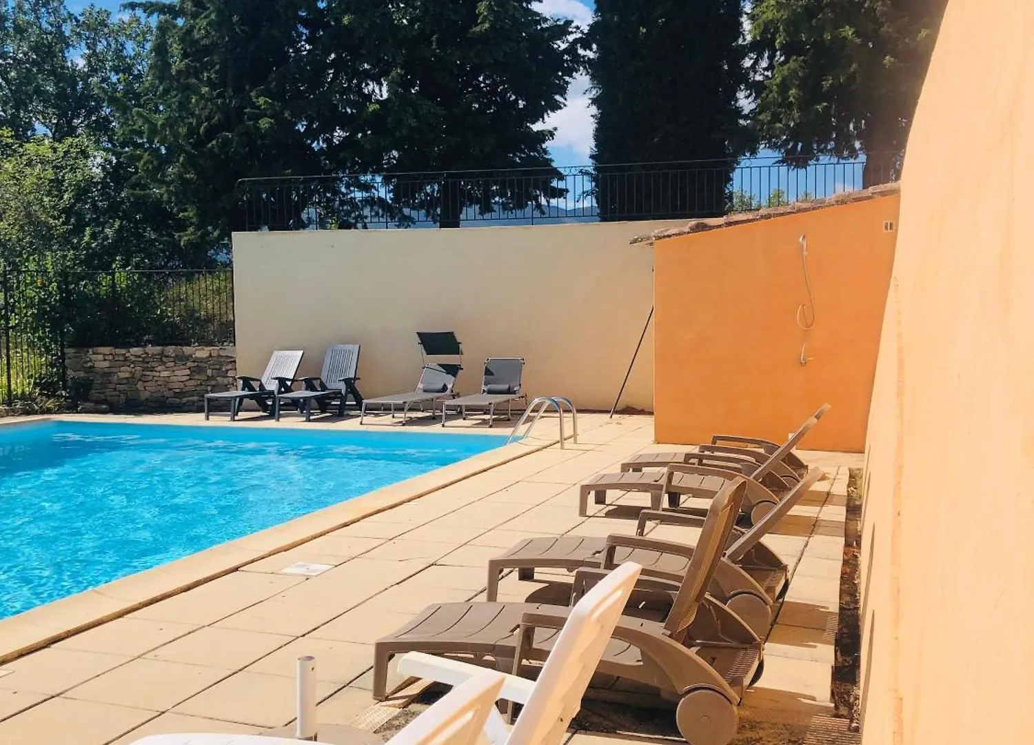 Luberon Provence Swimming Pool Terrace View For 2 Apartment Viens France